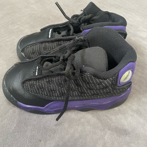 Jordan 13 Court Purple toddler size 7c - Picture 3 of 5